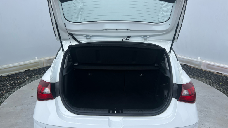 Hyundai i20 1.0T GDi 48V MHD SE Connect 5dr Petrol Hatchback